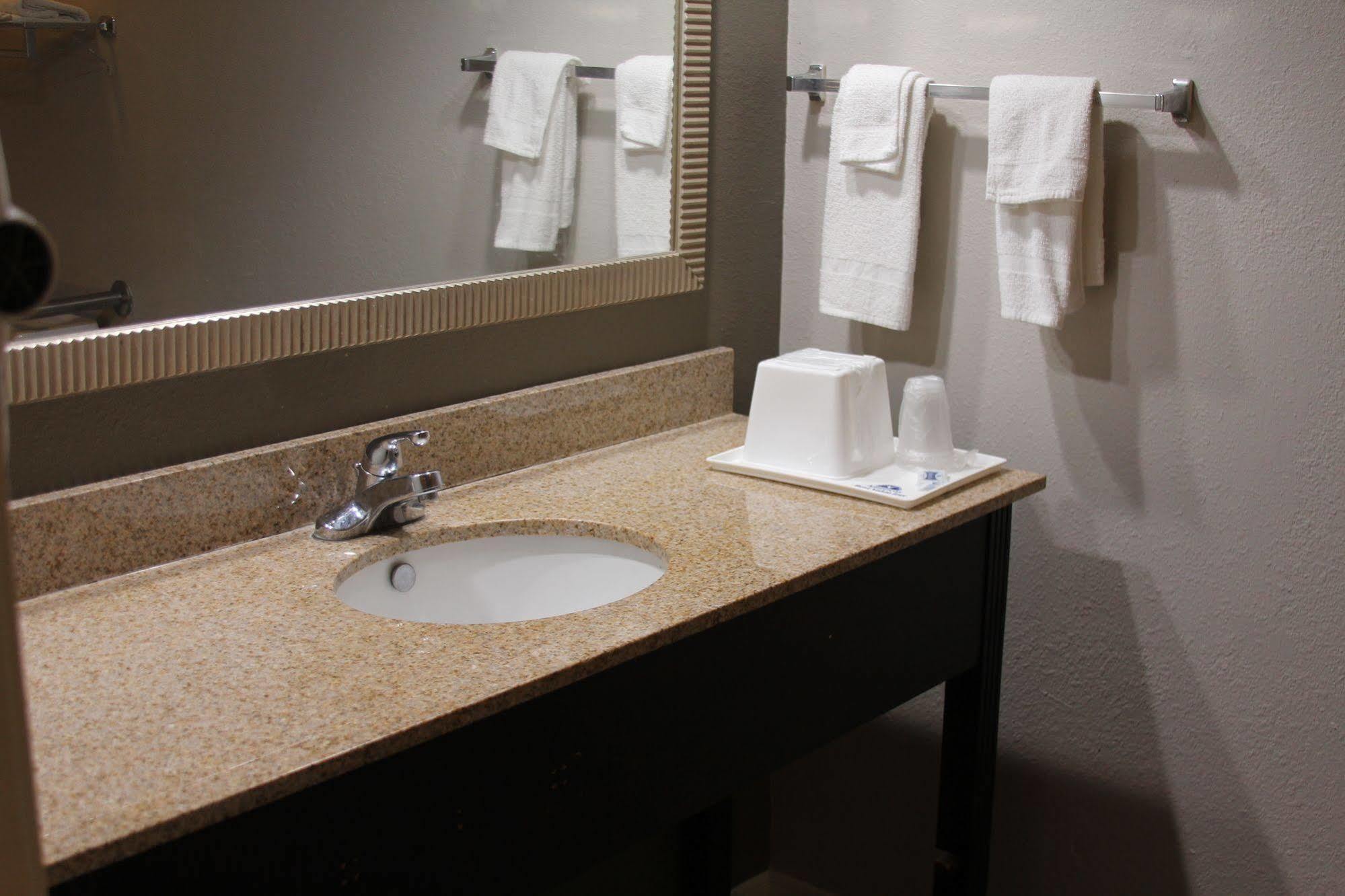 Red Roof Inn Columbia, Tn Ngoại thất bức ảnh